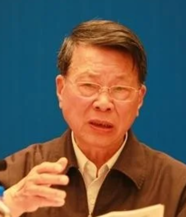 张春园.原水利部副部长、党组成员