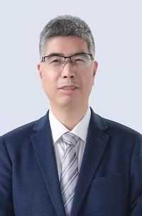 李满春