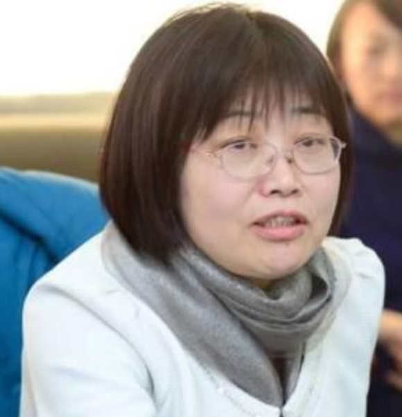 李焰.清华大学学生心理发展指导中心首席专家、教授